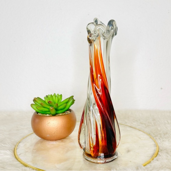 Vintage Red Twisted Swung Vase Small Bud Vase - Picture 2 of 6